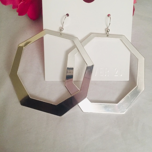 NWT Forever21 Silvertone Large Hoop Earrings - Picture 4 of 5